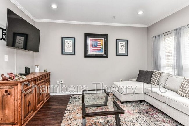 Building Photo - 6109 Madison Crest Ct
