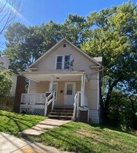 Building Photo - 328 Lease St