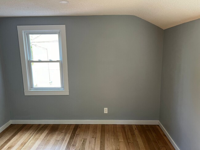 Foto del edificio - 494 Black Rock Ave