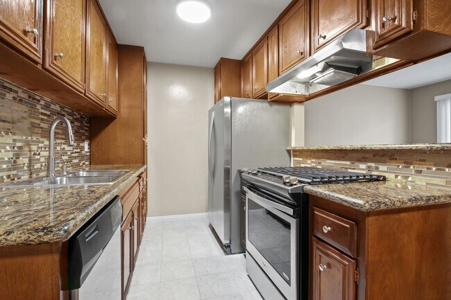 Foto del edificio - 1234 Wellesley Ave