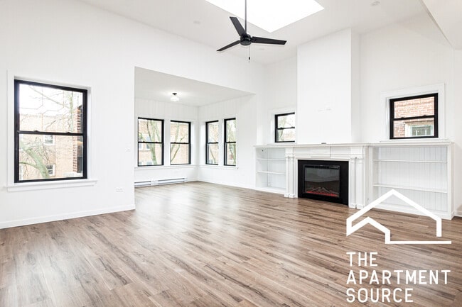 Photo - 1428 W Jonquil Terrace Apartment