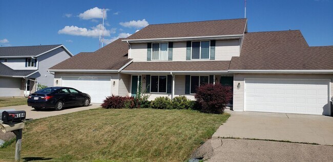 Foto del edificio - N184 State Park Rd