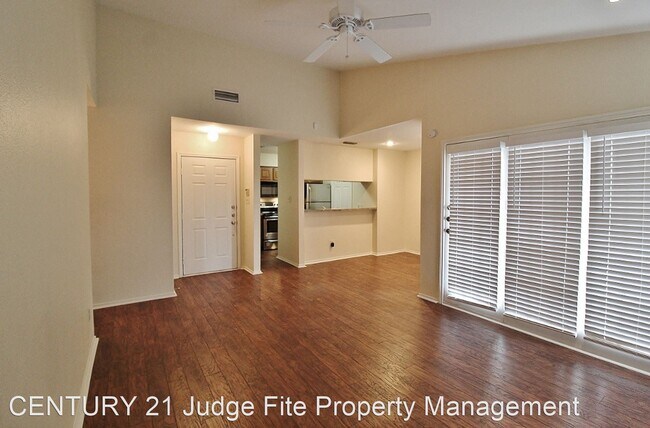 Building Photo - 2 br, 1 bath House - 2115 Saint Michaels D...