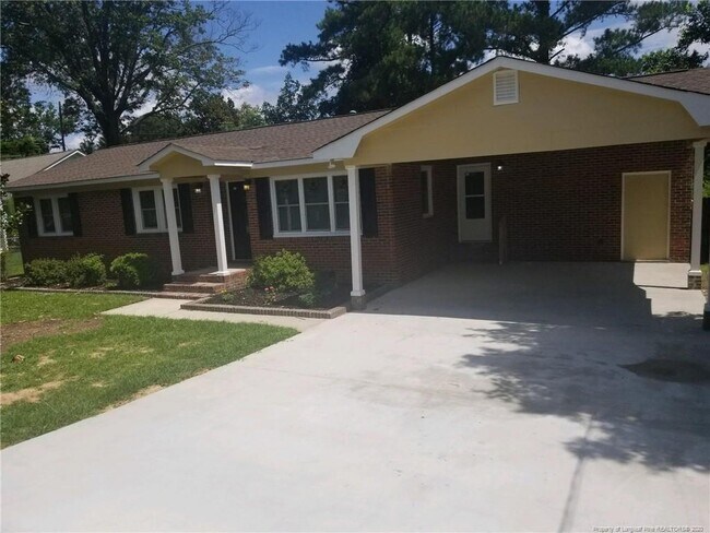 Building Photo - 5376 Silver Pine Dr
