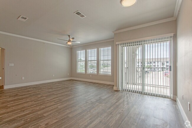 Foto del edificio - Save Big on Stylish Living