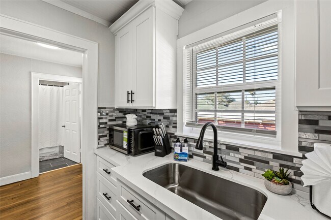 Foto del edificio - 3624 Avenue S 1/2