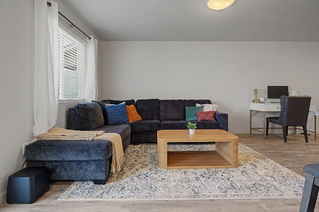 Foto del edificio - 2350 Canon Ave