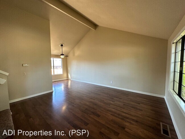 Building Photo - 3 br, 2 bath House - 16236 NW Lyndel Lane