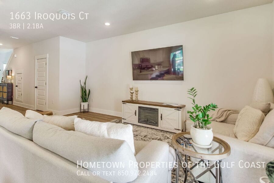 Foto principal - 1663 Iroquois Ct