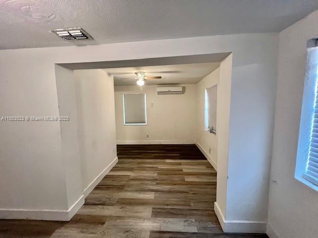 Foto del edificio - 1381 NW 56th St