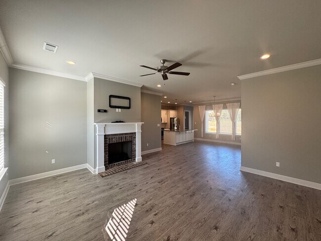 Foto del edificio - 72364 Homestead St