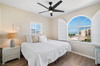 Building Photo - 22748 Island Pines Way