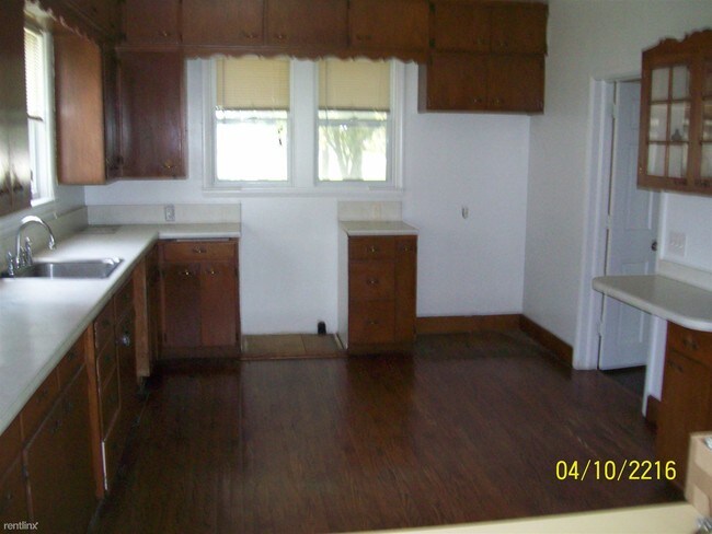 Foto del edificio - 3 br, 2.5 bath House - 3490 Lennon Rd