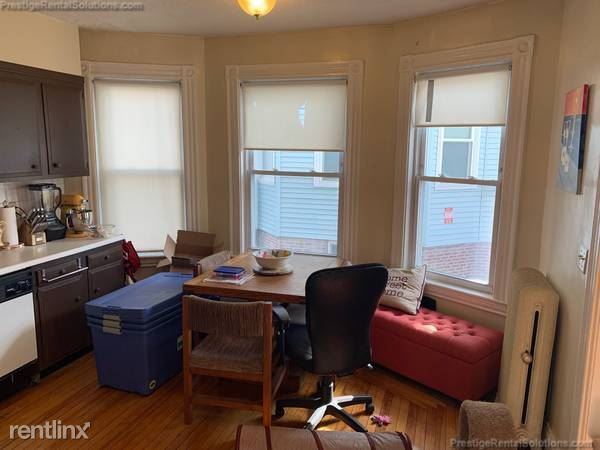 1 br, 1 bath - 80 Robbins St #4 - 1 br, 1 bath  - 80 Robbins St #4