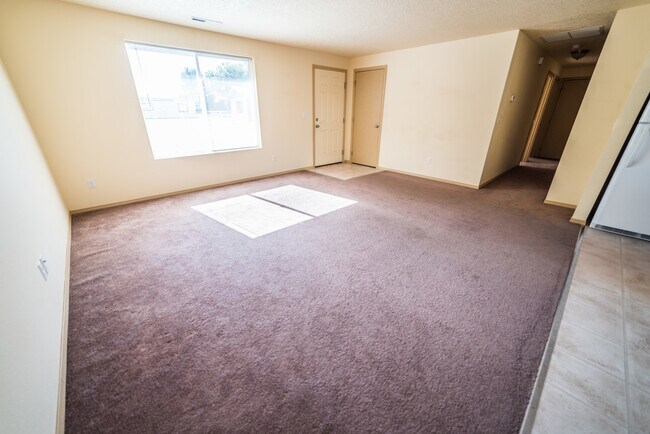 Foto del edificio - Newer 3 Bedroom Home for Rent