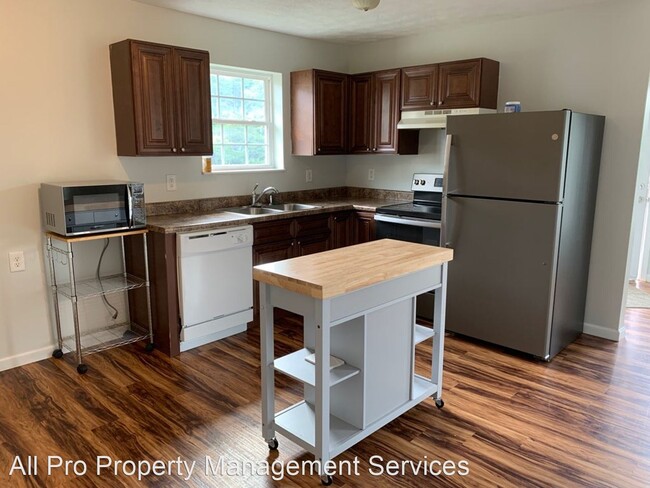 Building Photo - 3 br, 2 bath House - 1721 Watauga Street