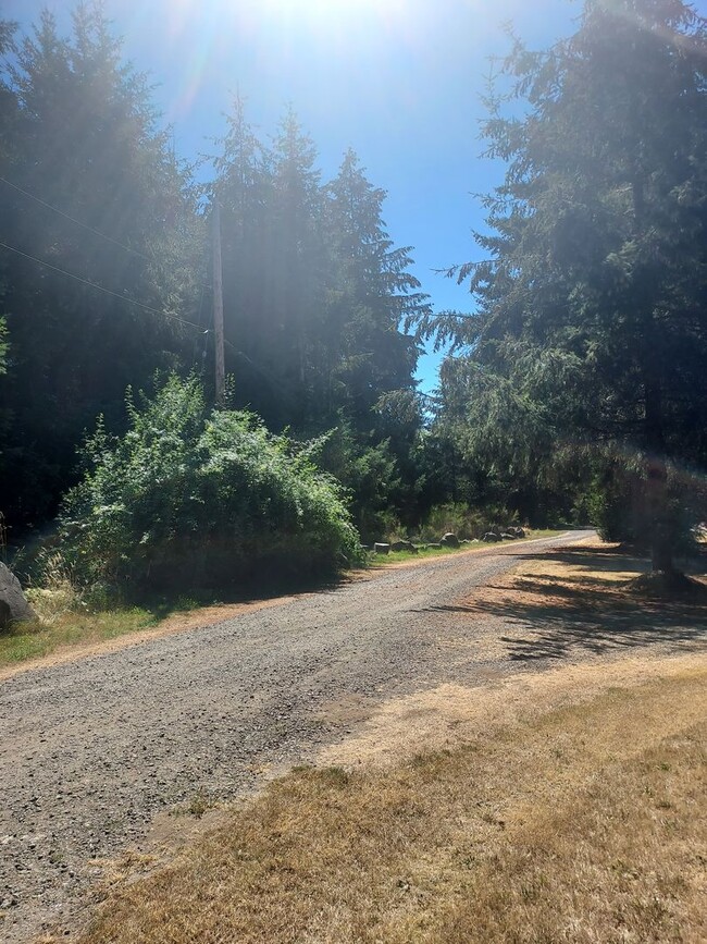Building Photo - STATUS: UNAVAILABLE; RENTED-R137 | $2400.0...