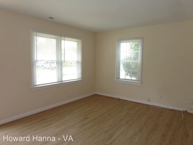 Foto del edificio - 2 br, 1 bath House - 4616 Coronet Avenue