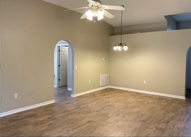 Building Photo - 3419 Volley Ct