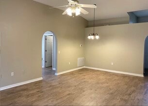 Building Photo - 3419 Volley Ct