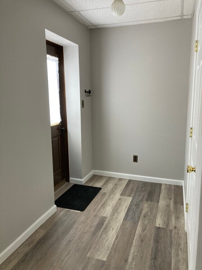 Foto del edificio - 6 Coolview Ln