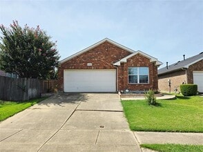 Building Photo - 6249 Geneva Ln