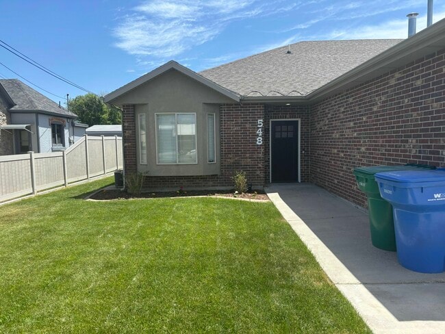 Building Photo - 548 N 500 W