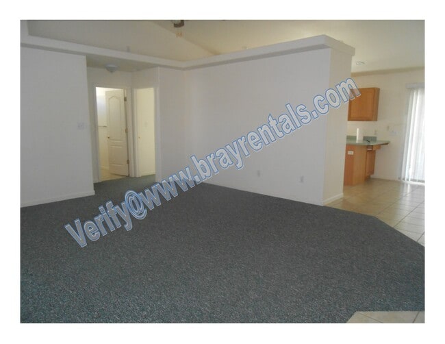 Building Photo - 764 Stone Mountain Dr