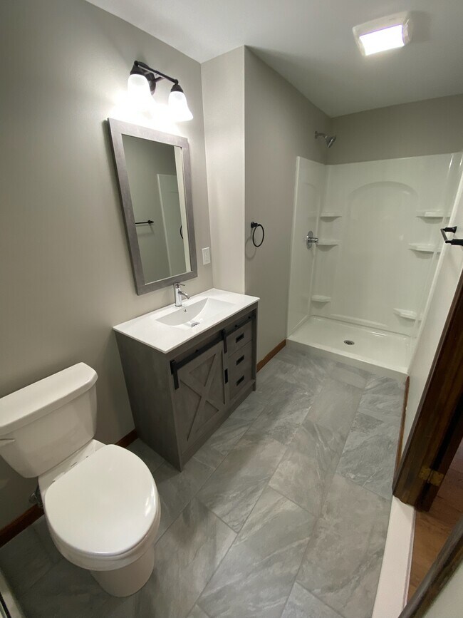 Foto del edificio - 132 Deborah Dr