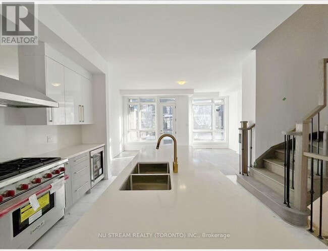 Building Photo - 28 Chiara Rose Ln