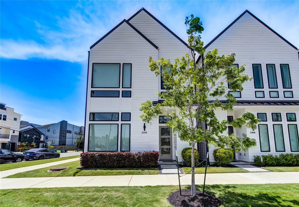 Foto principal - 2418 Gray St