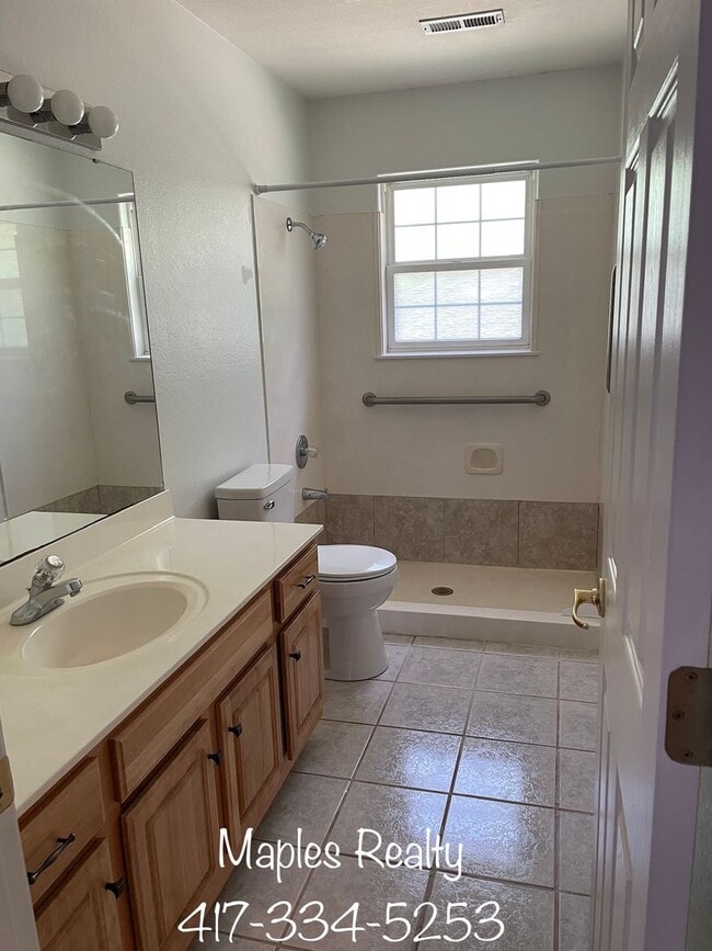 Foto del edificio - 3 Bedroom Single Family Home in The Highla...