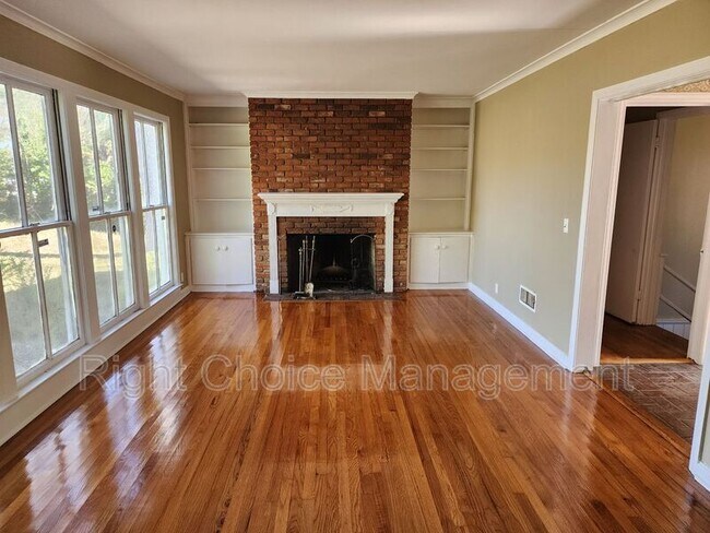 Foto del edificio - 1097 Bolton Ct