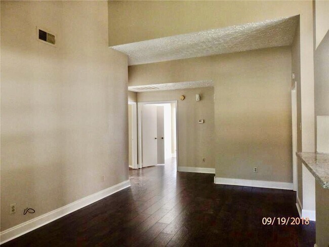 Foto del edificio - 17018 Amber Ridge Dr