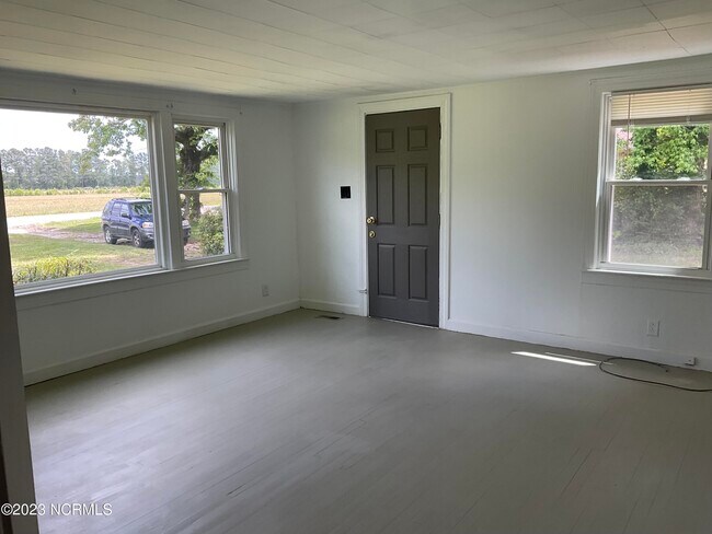 Building Photo - 1113 Riggs Rd