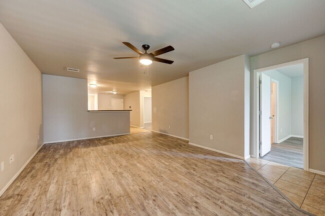 Foto del edificio - Great 3 Bed/2 bath home near Tinker AFB! *...