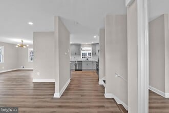 Building Photo - 2215 Lida Ct