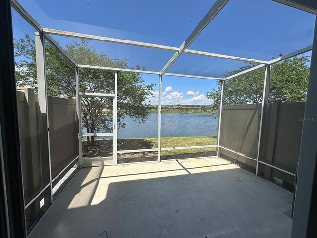 Foto del edificio - 9136 Hillcroft Dr