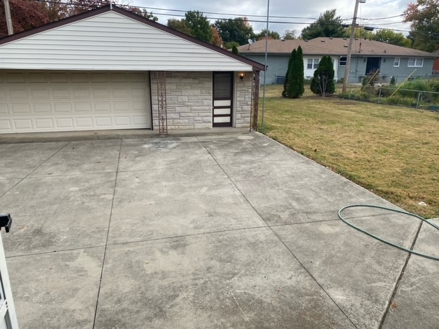 Building Photo - 1660 Almara Cir