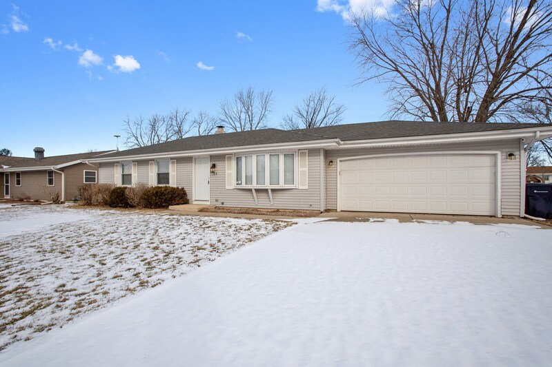 724 Edison Ave, Janesville, WI 53546 House for Rent in Janesville, WI