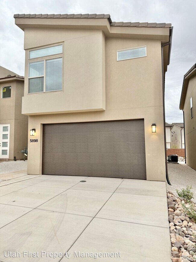 Foto del edificio - 4 br, 2.5 bath House - 5898 S Legolas Ln