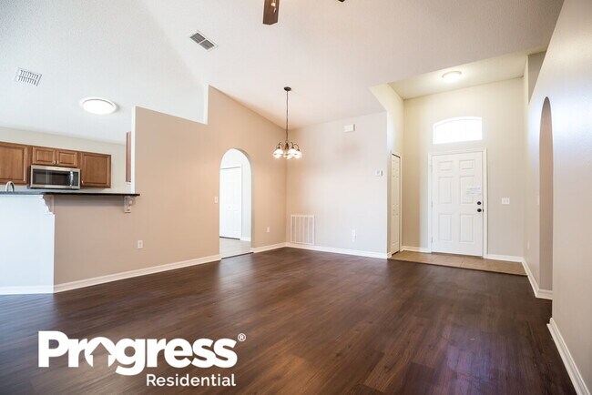 Foto del edificio - 5470 Silver Thistle Ln
