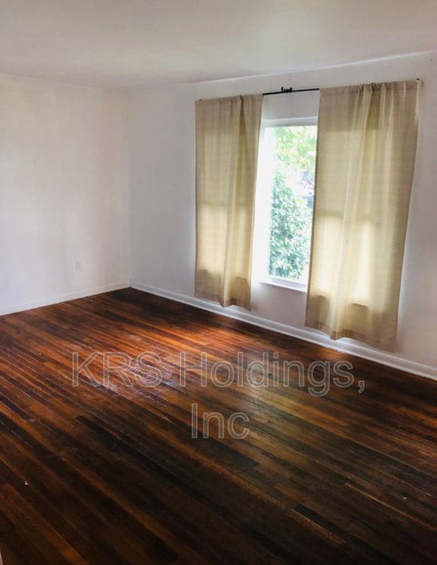 Building Photo - 1525 Hackensack Rd
