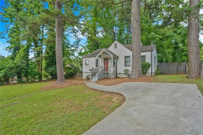 Foto del edificio - 1834 Ridgeland Dr