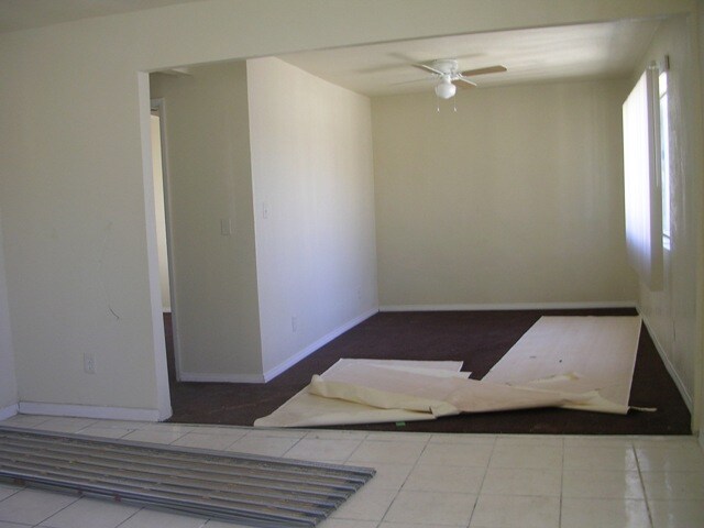 Back House - 6112 S San Pedro St