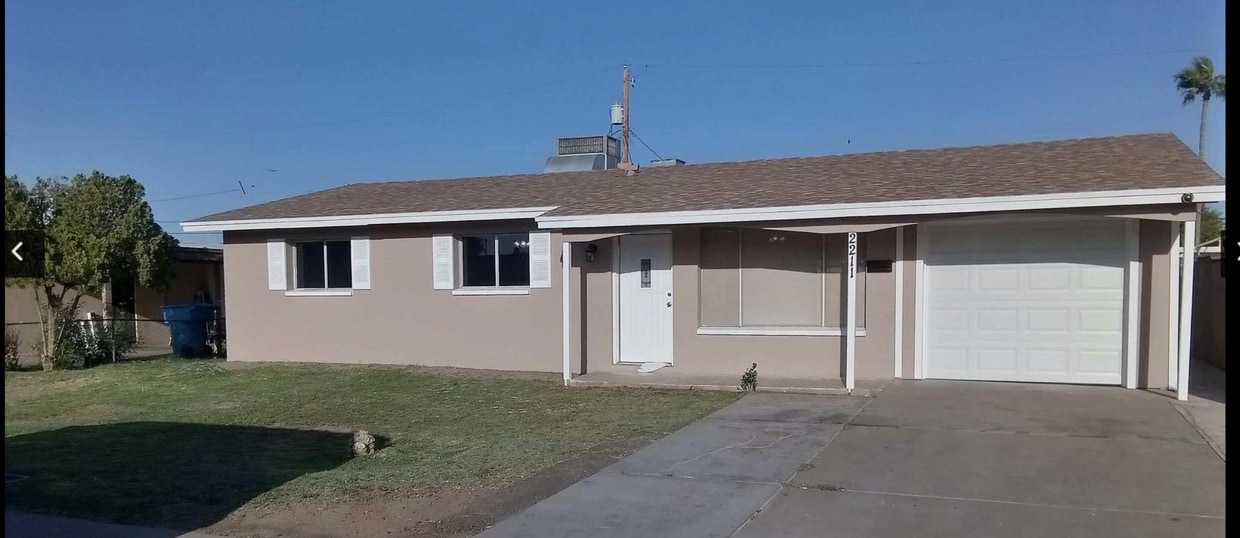 Foto principal - 2211 N 50th Dr