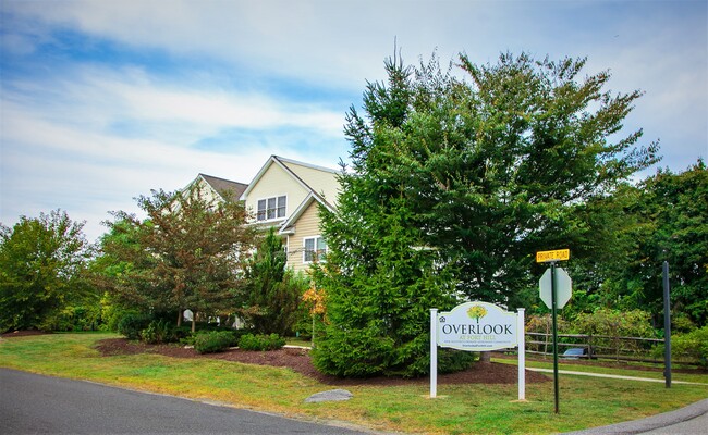 Foto del edificio - Overlook at Fort Hill Apartments