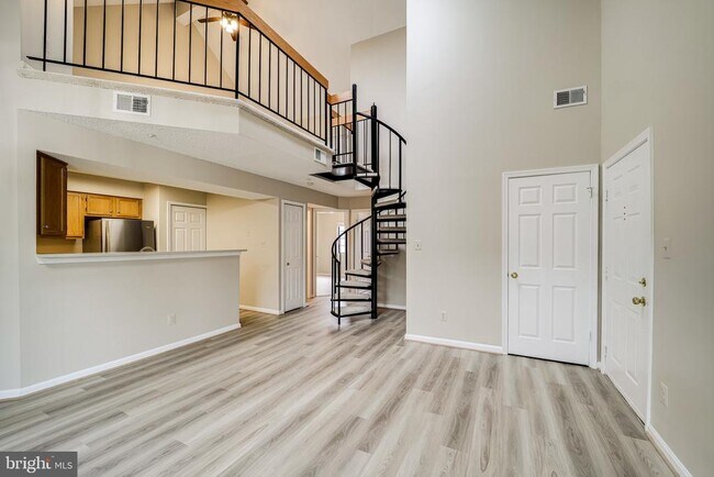 Foto del edificio - 7005 Birkenhead Pl