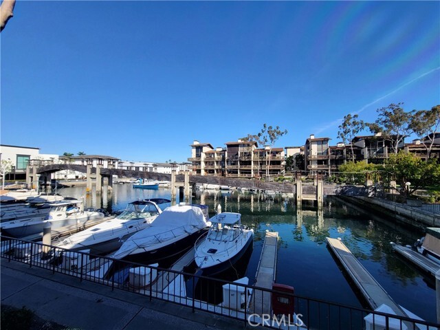 Foto del edificio - 7312 Marina Pacifica Dr N
