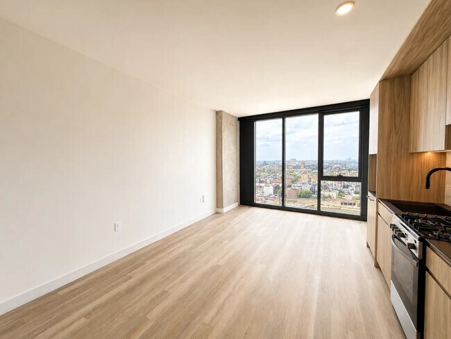 Foto del edificio - 1357 W Fulton St